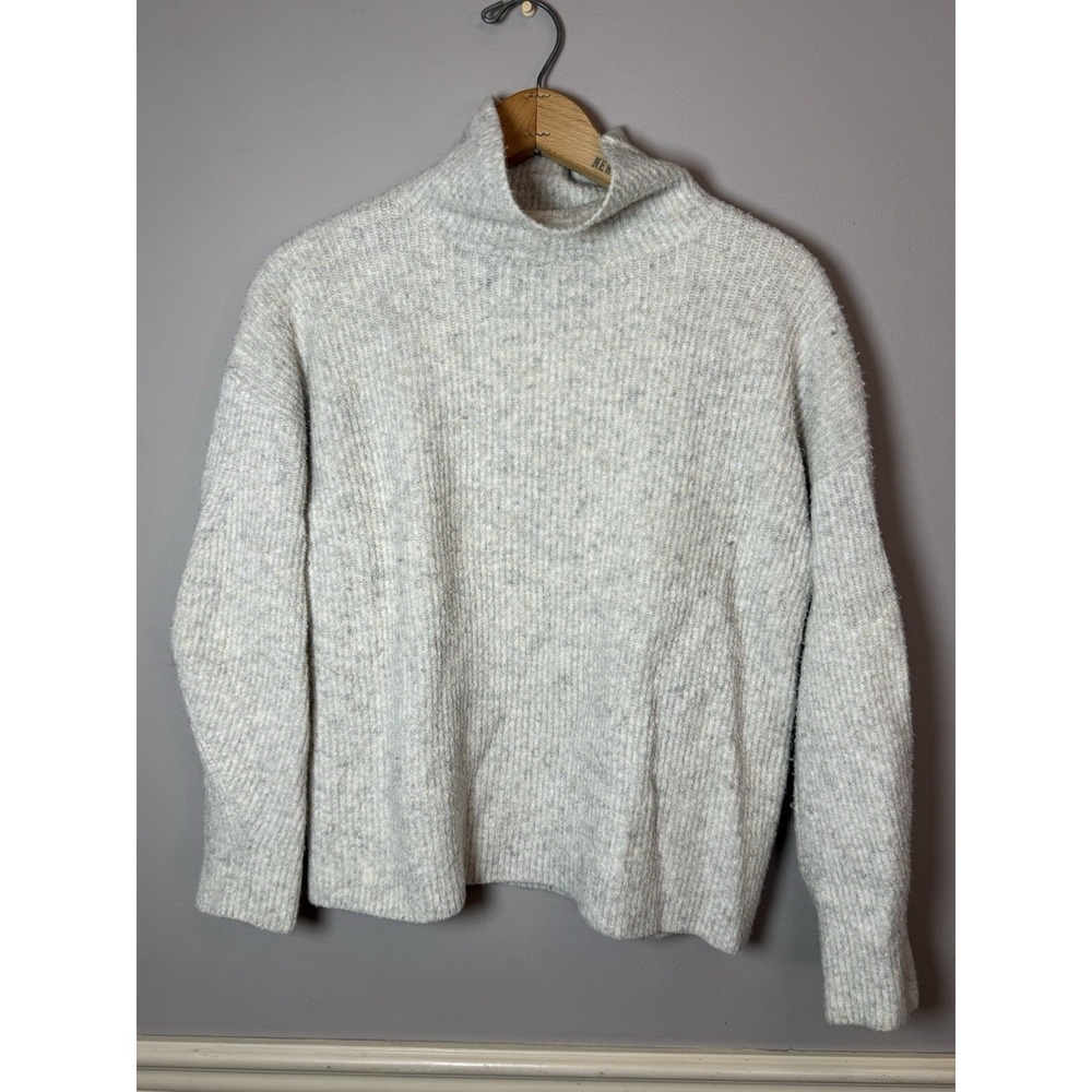 French‎ Connection Women's Size S beige Turtleneck Sweater